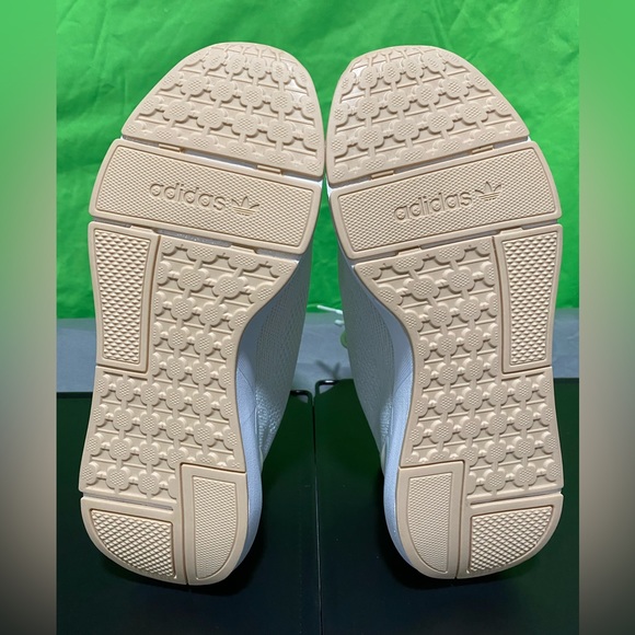 Women’s adidas swift run 2022 decon size 6 youth women size 8 *BRAND NEW* - Picture 6 of 6
